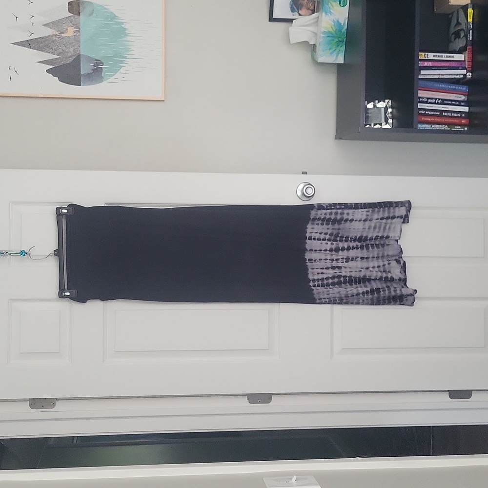 Maxi black and white tie dye dress. MEDIUM